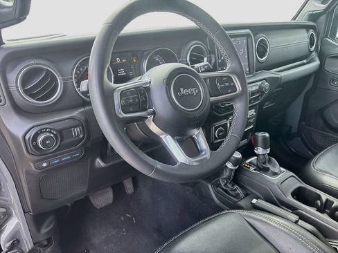 Certified 2023 Jeep Wrangler Unlimited Sahara AWD/4WD image 10
