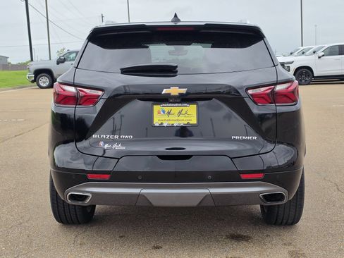 Used 2021 Chevrolet Blazer Premier w/ Driver Confidence II Package AWD/4WD image 6