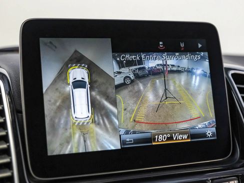 Used 2018 Mercedes-Benz GLS 550 GLS 550 4MATIC Sport Utility 4 w/ Driver Assistance Package image 18