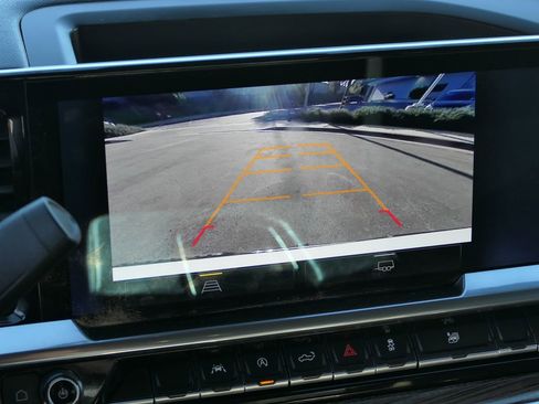 Used 2025 Chevrolet Silverado 1500 LT image 20