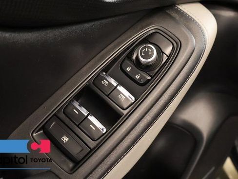 Used 2023 Subaru Forester Limited AWD/4WD image 10