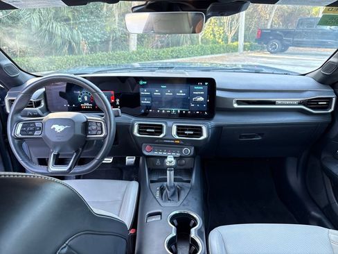 Used 2024 Ford Mustang Premium image 7