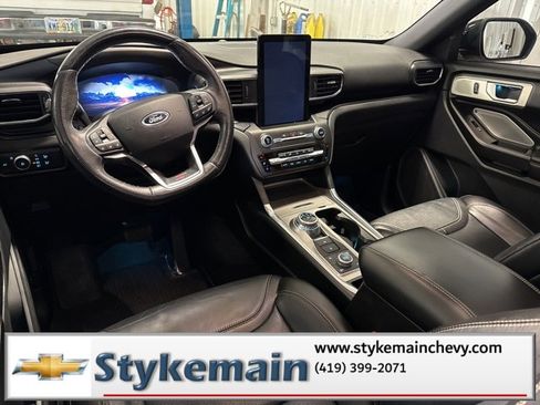 Used 2020 Ford Explorer ST w/ ST Street Pack image 6