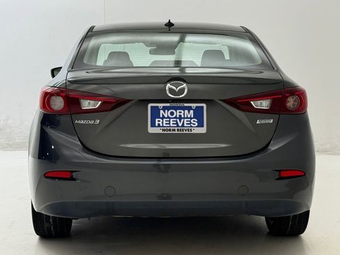 Used 2017 MAZDA MAZDA3 Touring w/ Popular Equipment Package FWD image 8