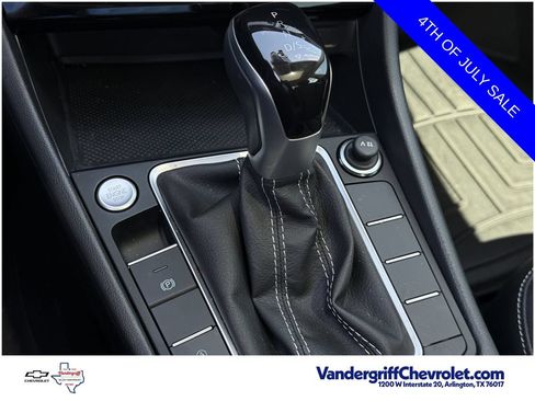 Used 2024 Volkswagen Jetta SE FWD image 22