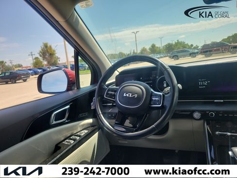 Certified 2023 Kia Carnival SX FWD image 32