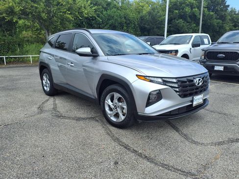 Used 2022 Hyundai Tucson SEL w/ Cargo Package FWD image 3