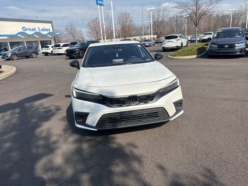 Used 2023 Honda Civic Sport image 4