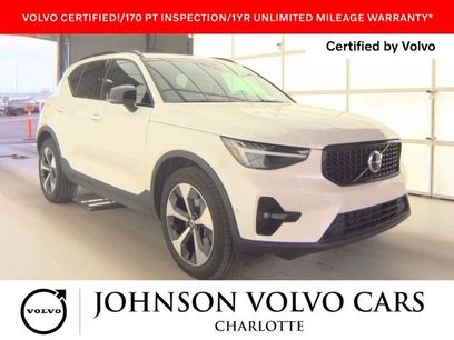 Used 2025 Volvo XC40 B5 Plus