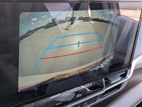 New 2026 Toyota Sienna XLE image 13