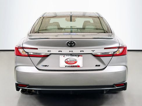 New 2026 Toyota Camry SE FWD image 5