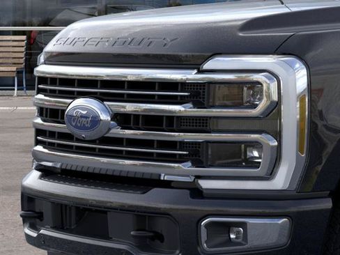 New 2026 Ford F250 Platinum w/ Platinum Plus Package AWD/4WD image 17