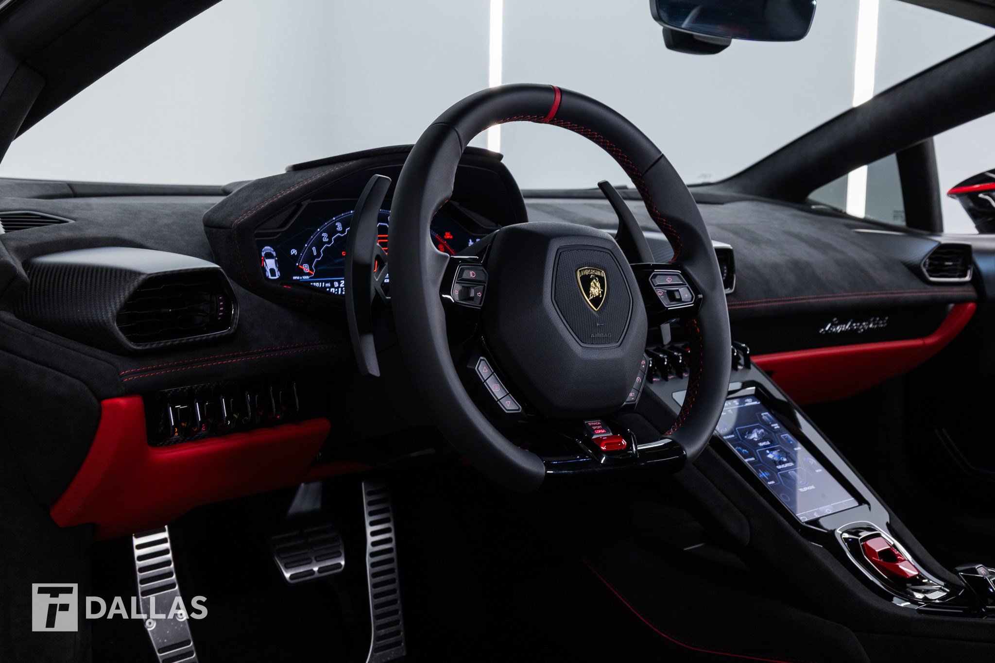 Used 2023 Lamborghini Huracan Tecnica RWD image 29