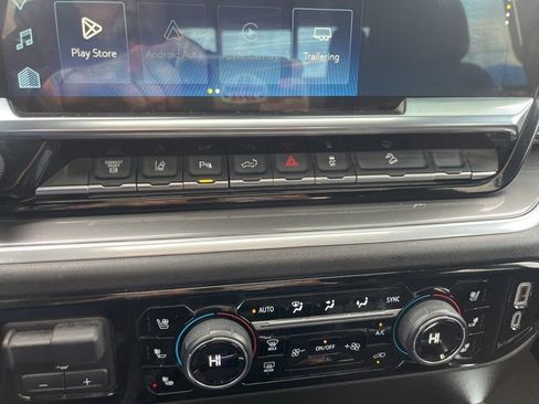 Used 2024 Chevrolet Silverado 3500 High Country w/ Technology Package image 22