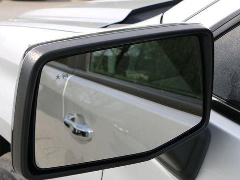 Used 2022 Chevrolet Silverado 1500 LT w/ Safety Package image 15