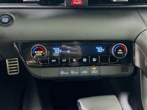 Certified 2025 Hyundai Elantra Sport FWD image 13