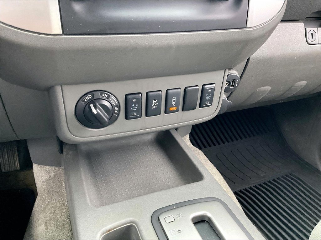 Used 2018 Nissan Frontier SV w/ Value Truck Package AWD/4WD image 24