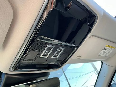 Used 2020 Land Rover Range Rover Velar S AWD/4WD image 20