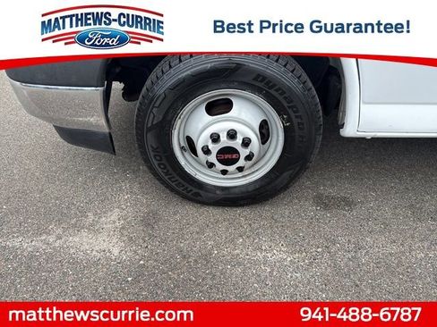 Used 2022 GMC Savana 3500 w/ Power Convenience Package image 13