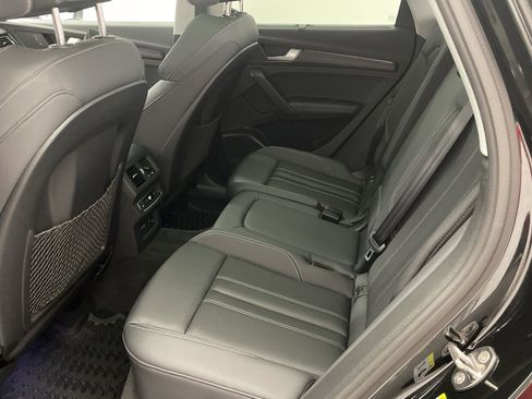 Used 2023 Audi Q5 2.0T Prestige w/ Prestige Package image 34