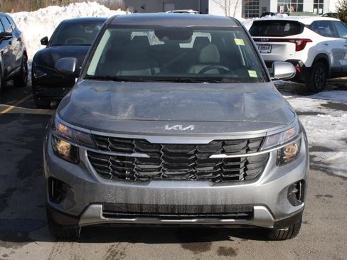 New 2026 Kia Seltos LX image 2