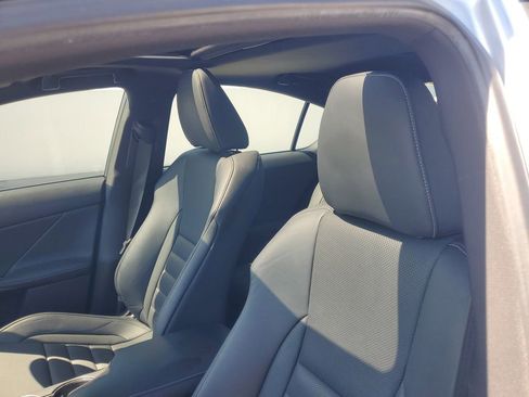 Used 2023 Lexus IS 350 F Sport w/ Navigation Package image 16