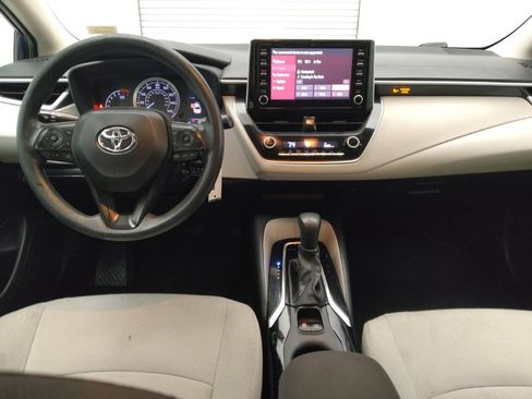 Used 2020 Toyota Corolla LE image 22