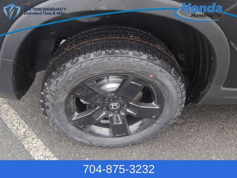 New 2026 Honda Ridgeline Black Edition image 11