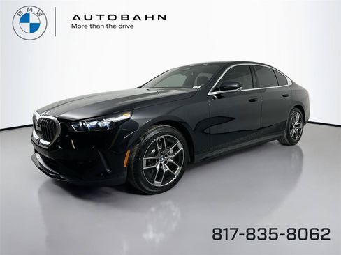 New 2026 BMW 530i xDrive w/ Premium Package AWD/4WD image 2