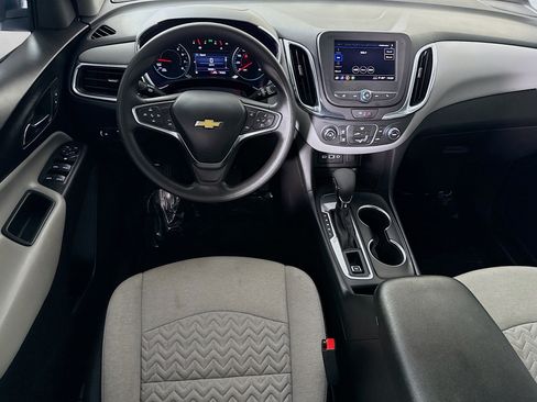Used 2024 Chevrolet Equinox LS w/ LS Convenience Package FWD image 17