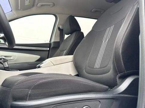 Used 2024 Hyundai Tucson SEL FWD image 16