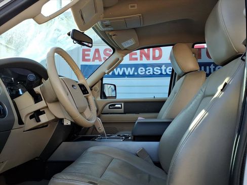 Used 2014 Ford Expedition EL XLT w/ Equipment Group 202A image 7