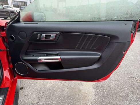 Used 2019 Ford Mustang Premium image 16