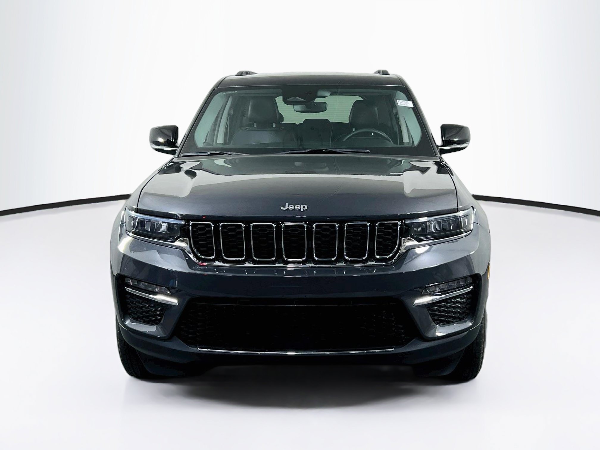 Used 2023 Jeep Grand Cherokee Limited w/ Trailer Tow Prep Group (B) AWD/4WD image 2