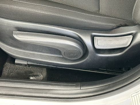 Used 2024 Kia Forte LXS FWD image 21