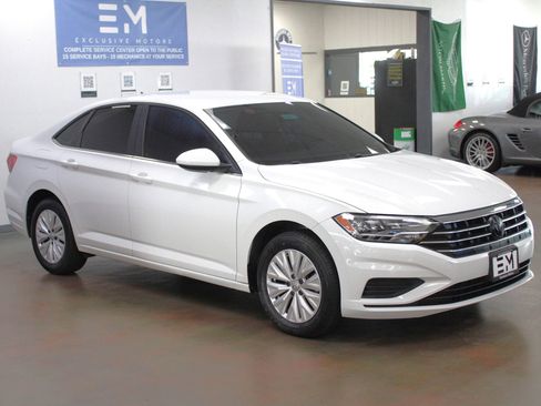 Used 2019 Volkswagen Jetta S w/ Driver Assistance Package image 3