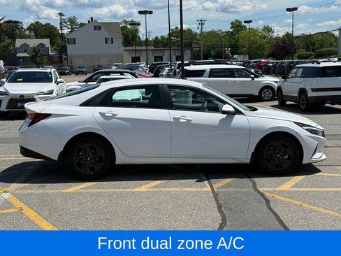 Certified 2023 Hyundai Elantra SEL FWD image 7