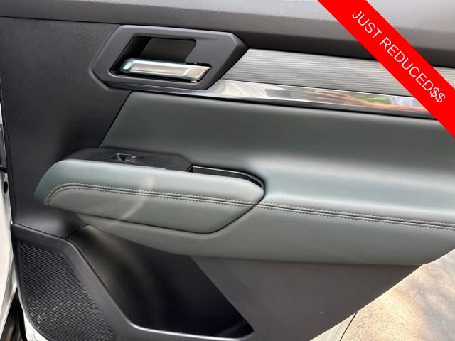 Used 2026 GMC Terrain AT4 AWD/4WD image 28