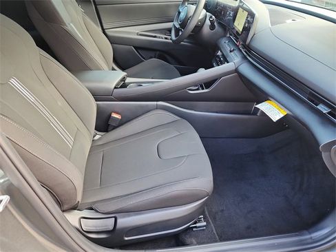 New 2025 Hyundai Elantra SEL w/ Cargo Package image 9