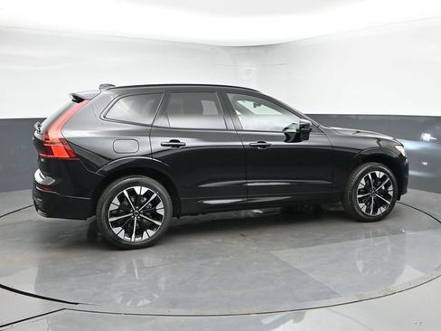 New 2026 Volvo XC60 B5 Plus w/ Protection Package Premier AWD/4WD image 9