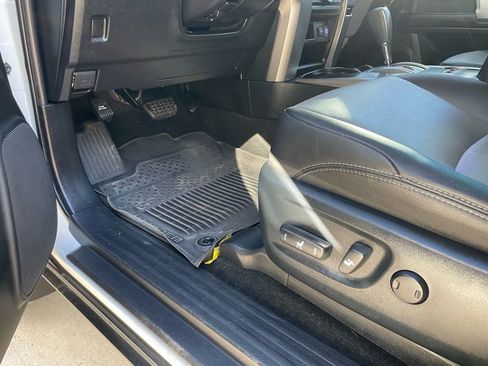 Used 2023 Toyota 4Runner SR5 Premium image 19