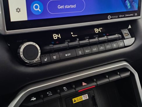 Used 2023 Toyota Tundra Platinum image 23