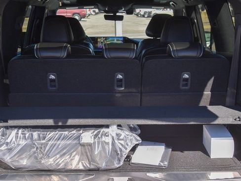 New 2026 INFINITI QX80 Autograph w/ Premium Cargo Package image 25