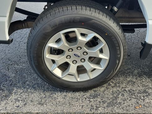 Used 2023 Ford F150 XLT RWD image 7
