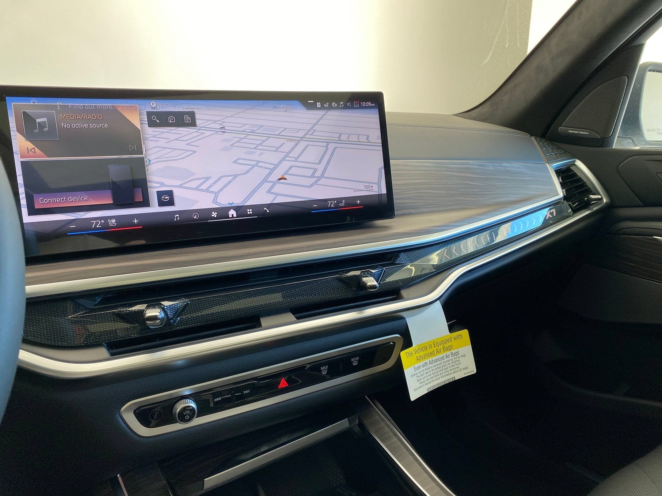 Used 2026 BMW X7 xDrive40i AWD/4WD image 30