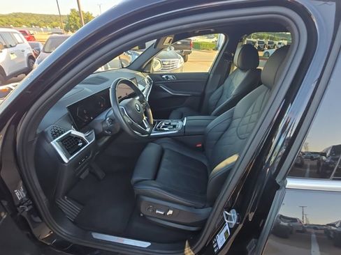 Used 2025 BMW X5 xDrive40i w/ Premium Package AWD/4WD image 10