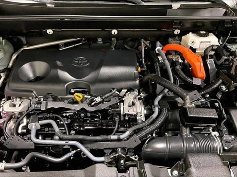 Certified 2021 Toyota RAV4 XLE w/ Convenience Package image 11