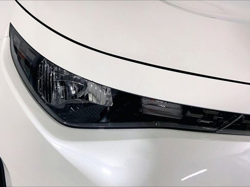 Used 2023 Kia Soul LX image 26