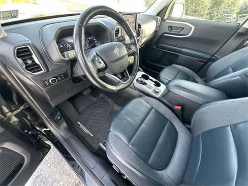 Used 2023 Ford Bronco Sport Outer Banks w/ Tech Package image 16
