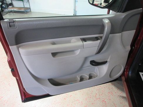 Used 2013 GMC Sierra 1500 W/T image 19